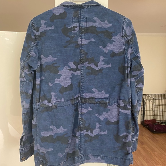 Gap camo cinch waist denim jacket - Picture 2 of 2